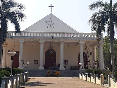 நாகர்கோவிலில் கைதிகளால் கட்டப்பட்ட கற்கோவில்