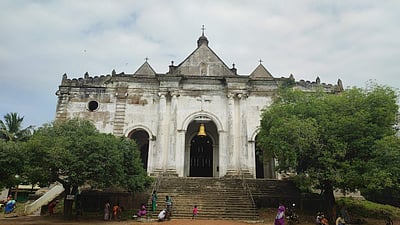 ஐரோப்பிய கட்டடக் கலைச் சான்றான பெரும்பண்ணையூர் புனித சூசையப்பர் ஆலயம்