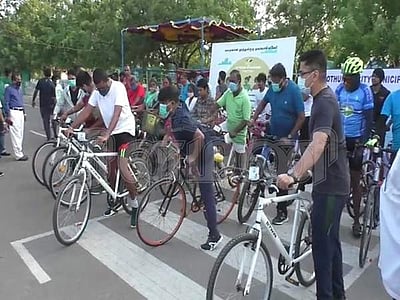 தூத்துக்குடி மாநகராட்சி சார்பில் உடலுறுதியை வலியுறுத்தி விழிப்புணர்வு சைக்கிள் பேரணி 