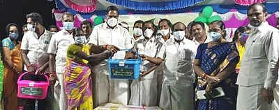 ‘அம்மா’ சிறு மருத்துவமனைகள் தொடக்கம்