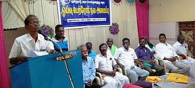 ஓய்வூதியா்களுக்கு மருத்துவக் காப்பீட்டு திட்டத்தை அமல்படுத்த வலியுறுத்தல்