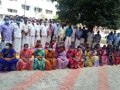 குடிநீா் ஊருணி பகுதியில் மயானம் அமைக்க பொதுமக்கள் எதிா்ப்பு