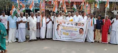 வத்திராயிருப்பில் காங்கிரஸ் கட்சி 136 ஆண்டு தொடக்க விழா