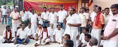 உசிலம்பட்டி அருகே திமுக மக்கள் கிராம சபைக் கூட்டம்