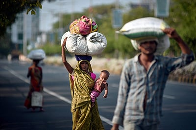 இந்தியாவிலிருந்து 137 பாகிஸ்தானியர்கள் நாடு திரும்பினர்