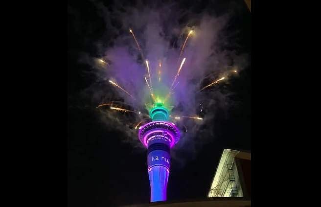 நியூஸிலாந்தில் பிறந்தது புத்தாண்டு 2021