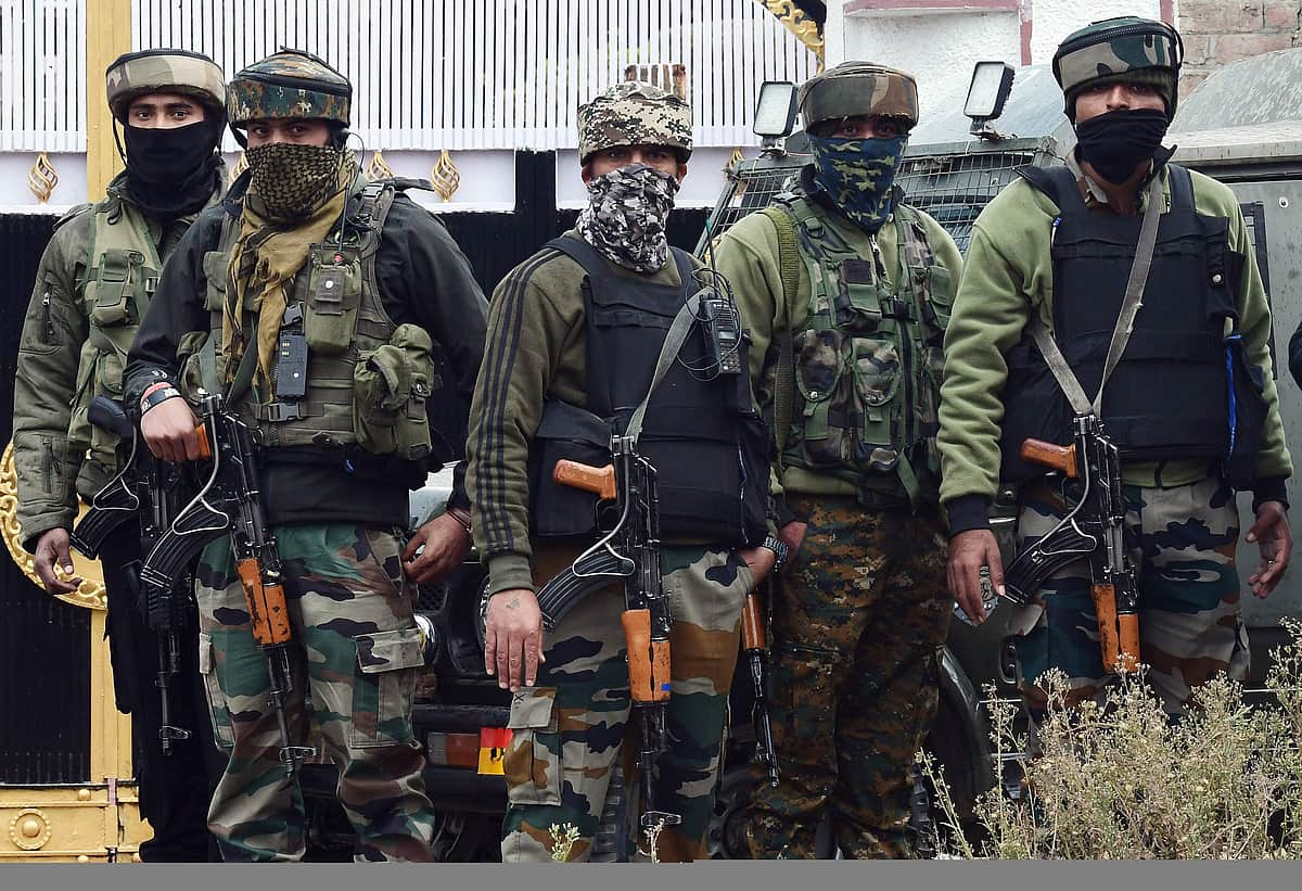 சத்தீஸ்கரில் நக்சல் ஒருவர் சுட்டுக்கொலை