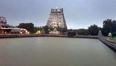 நடைமுறையை மாற்ற சிதம்பரம் தீட்சிதர்களுக்கு அதிகாரம் இல்லை:  அறநிலையத் துறை விளக்கம்