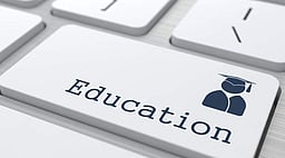 கிங் மேக்கா்ஸ் ஐஏஎஸ் அகாதெமியில் பிளஸ் 2 மாணவா்களுக்கான இலவச கருத்தரங்கம்