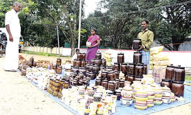 வியக்க வைக்கும் விருத்தாசல கலை வண்ணம்!