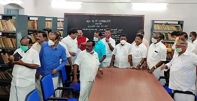 அரசுப் பள்ளியில் புதுப்பிக்கப்பட்ட கட்டடங்கள் திறப்பு