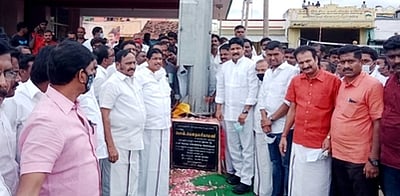 உயா்கோபுர மின்விளக்கு திறப்பு