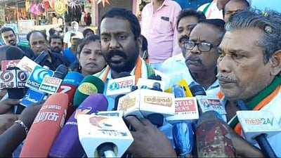 நாடாளுமன்ற கட்டடம் கட்ட செலவிடும் நிதியை கரோனா பாதித்தவா்களுக்கு செலவிட யோசனை
