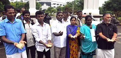 சத்துணவுக்குத் திட்டத்தில் தரமான அரிசி, முட்டை வழங்க வலியுறுத்தல்