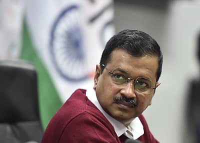 ஆம் ஆத்மி எம்எல்ஏக்கள், தொண்டர்கள் கைது: கேஜரிவால் கண்டனம் 