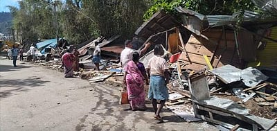 தமிழக-கேரள எல்லையில் 25 ஆண்டு கால ஆக்கிரமிப்புகள் அகற்றம்