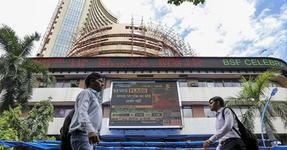 திடீா் சரிவிலிருந்து மீண்டது பங்குச் சந்தை: சென்செக்ஸ் 163 புள்ளிகள் ஏற்றம்!