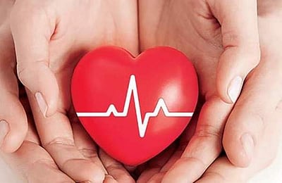 இதயம் இடம் மாறியதே...