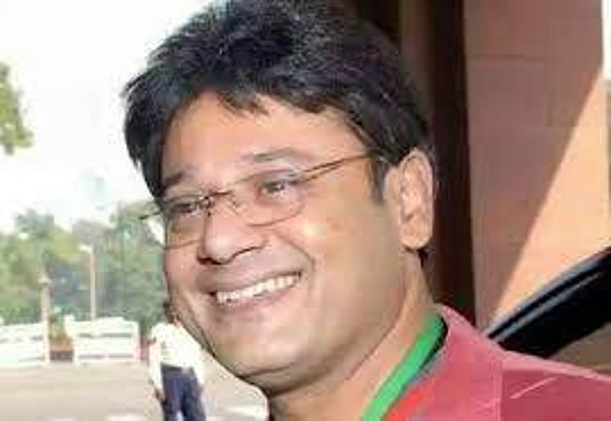 தபஸ் பவுலின் மறைவு அதிர்ச்சி அளிக்கிறது: மம்தா பானர்ஜி