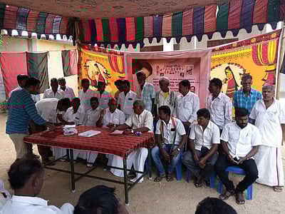 ஆற்காடு ஒன்றியத்தில் திமுக சார்பில்  கையெழுத்து இயக்கம்