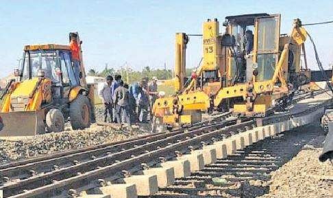 நாடு முழுவதும் 31 புதிய இரட்டைப்பாதை ரயில் திட்டங்களுக்கான ஆய்வுக்கு ஒப்புதல்: தமிழகத்தில் 4 இரட்டைப் பாதைகளுக்கு திட்ட ஆய்வுக்கு நிதி ஒதுக்கீடு