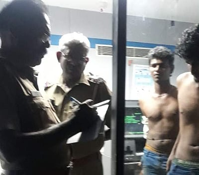 நெல்லையில் இருந்து மும்பைக்கு பறந்த எச்சரிக்கை: இரு திருடர்களை மடக்கி கைது செய்த காவல்துறை