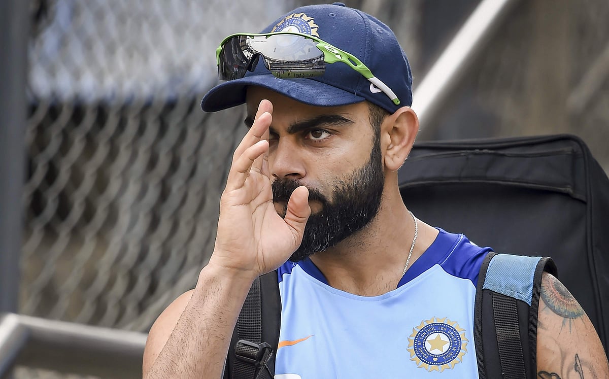 சிலசமயங்களில் வாழ்க்கையை வாழ மறந்துவிட்டு வேலையில் கூடுதல் ஈடுபாடு காட்டுகிறோம்: விராட் கோலி