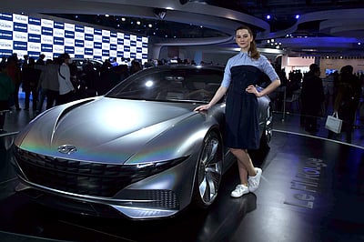 நொய்டாவில் 2வது நாளாக நடைபெற்று வரும் 'ஆட்டோ எக்ஸ்போ 2020'