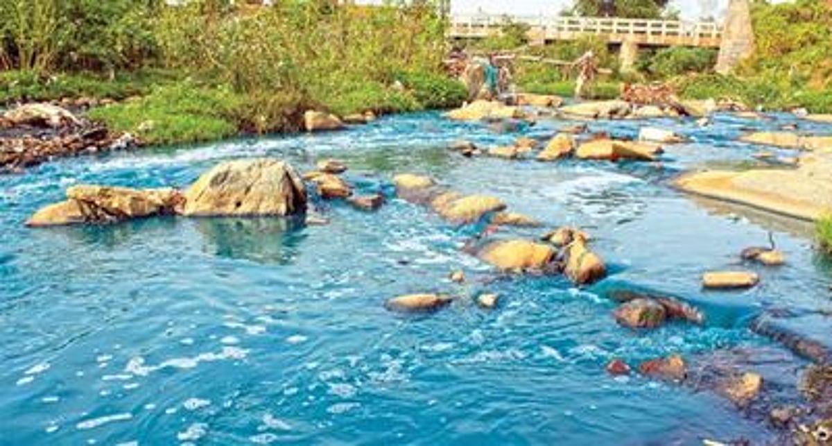 ஈரோடு மக்களை அச்சுறுத்தும் புற்றுநோய் பாதிப்பு: சிகிச்சைக்கு மாதம் 150 போ் புதிதாகப் பதிவு