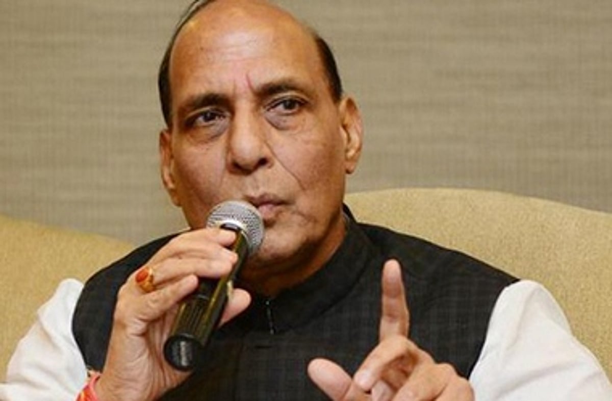 பயங்கரவாதிகள் படித்தவர்கள், ஆனால் உயிரின் மதிப்பு தெரியாதவர்கள்: ராஜ்நாத் சிங் பேச்சு