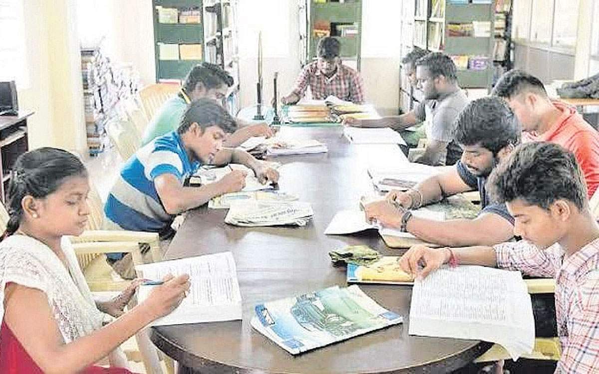 புறநகரில் புதுமையான நூலகம்