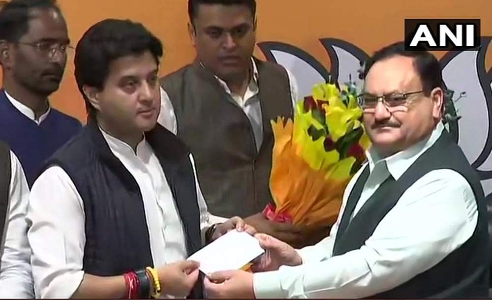 ஜே.பி. நட்டா முன்னிலையில் பாஜகவில் இணைந்தார் ஜோதிராதித்ய சிந்தியா