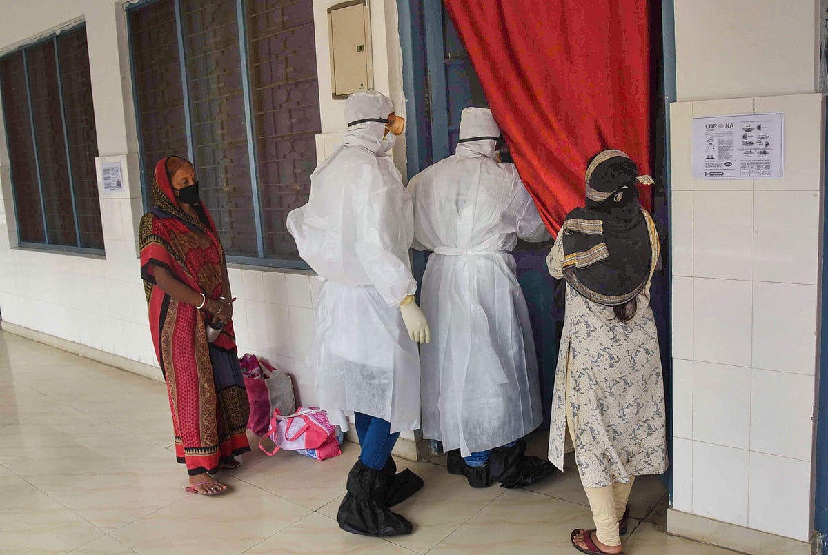 கண்காணிப்பில் இருந்து தப்பிச் சென்ற கூகுள் நிறுவன ஊழியரின் மனைவிக்கு சிறைத் தண்டனை