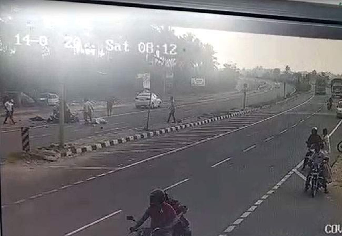 ஜம்மு-காஷ்மீர் நெடுஞ்சாலையில் விபத்து: 2 பேர் பலி