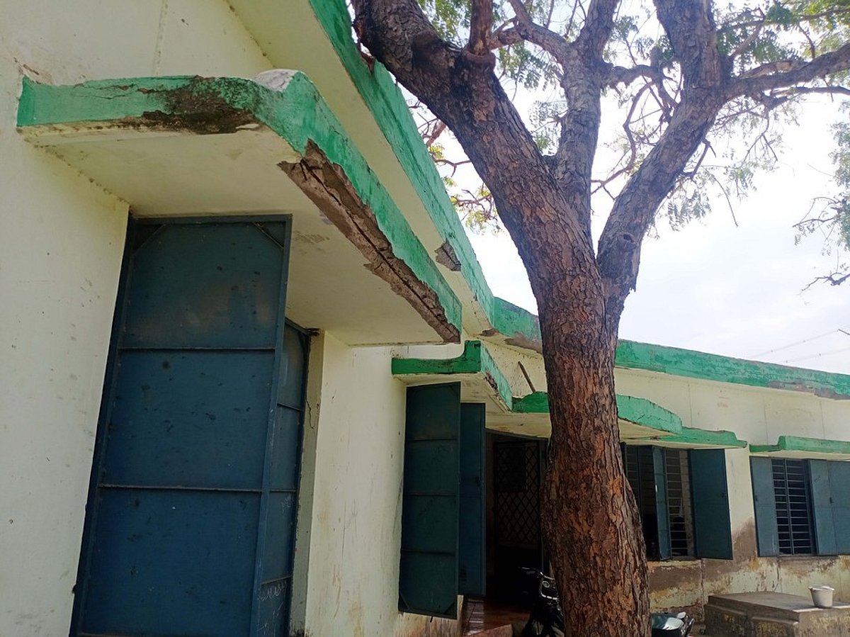 தனிமைப்படுத்தும் மையங்கள்... தயங்கும் தனியாா் பள்ளிகள்...