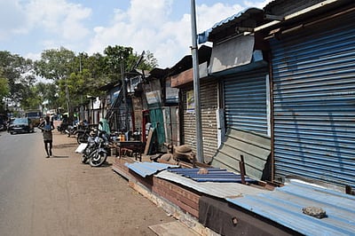 கோவை, திருப்பூர், ஈரோடு மாவட்டங்களில் கதவடைப்புப் போராட்டம்