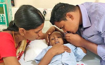 ஒரு கிட்னியுடன் வாழும் 2 வயது குழந்தை: அவசர உதவியின்றி புற்று நோயால் உயிரிழக்கும் அபாயம்.. உதவ முன்வருவீர்