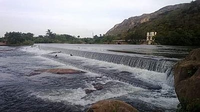 மன்னர்கள் தந்த மணிமகுடங்கள் தாமிரவருணி தடுப்பணைகள்