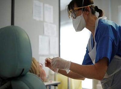 கரோனா: உலகளவில் பலி எண்ணிக்கை 13 ஆயிரத்தை தாண்டியது