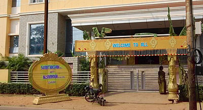 சுய ஊரடங்கு: தஞ்சாவூரில் அதிகாலையிலேயே நடைபெற்ற திருமணங்கள்