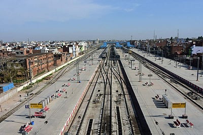 ஊரடங்கு உத்தரவு - இரண்டாம் நாள்