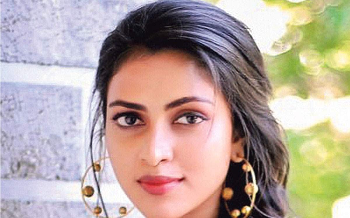 மறுமணம் செய்து கொண்ட அமலாபால்!