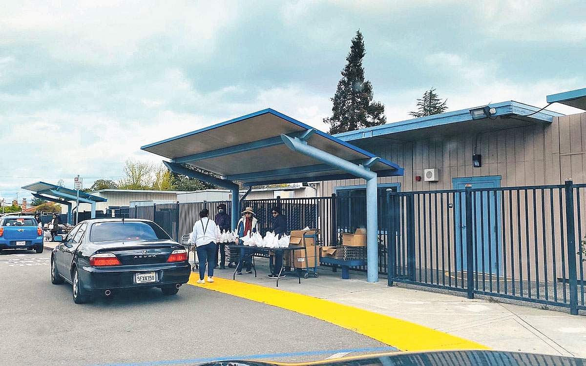 வெளியே தலைகாட்டக் கூடாது!