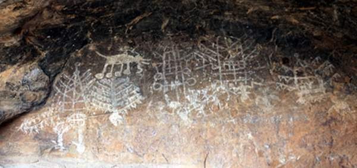 பதிமலையில் பாழடைந்த நிலையில் நூற்றாண்டுகள் பழமையான குகை ஓவியங்கள்