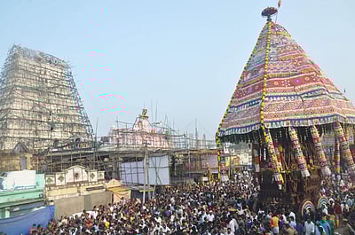 கடலூரில் விருத்தகிரீஸ்வரர் கோயில் மாசி மகம் திருவிழா தேரோட்டம்