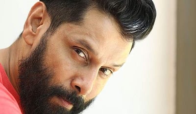 திரைத்துறையிலிருந்து விலகலா?: வதந்தி பரப்பிய மும்பை ஊடகத்துக்கு நடிகர் விக்ரம் தரப்பு கண்டனம்