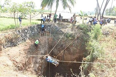 தம்மம்பட்டியில் கிணற்றில் தவறி விழுந்த தம்பதி மீட்பு