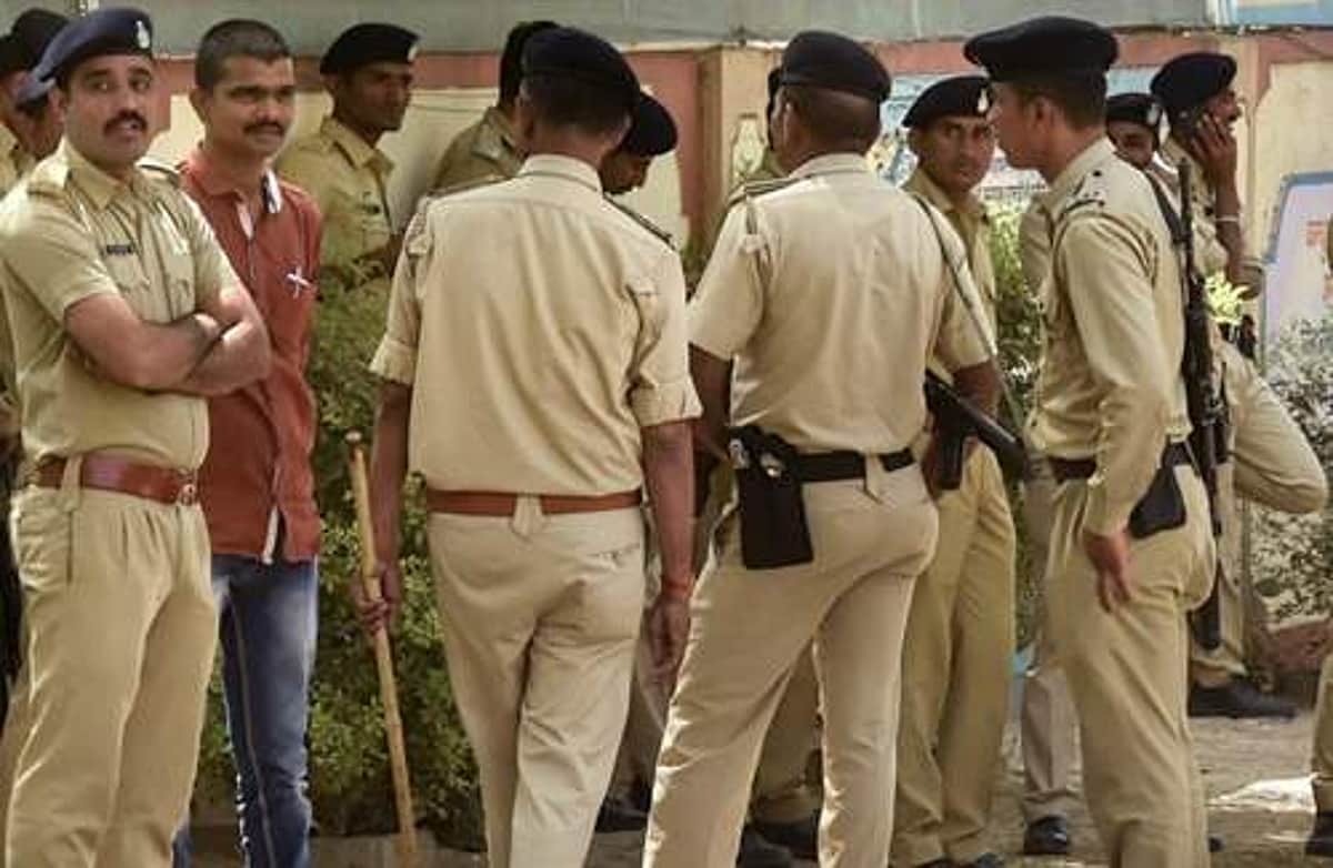 ராஜஸ்தானில் ஊரடங்கை அமல்படுத்திய காவலர்கள் மீது தாக்குதல்