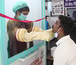 மருத்துவப் பணியாளா் தோ்வு: 130 போ் பங்கேற்பு