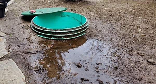 மகாராஷ்டிரத்தில் விஷவாயு தாக்கி தொழிலாளர்கள் 3 பேர் பலி